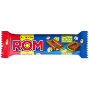 Rom Fistic, Baton